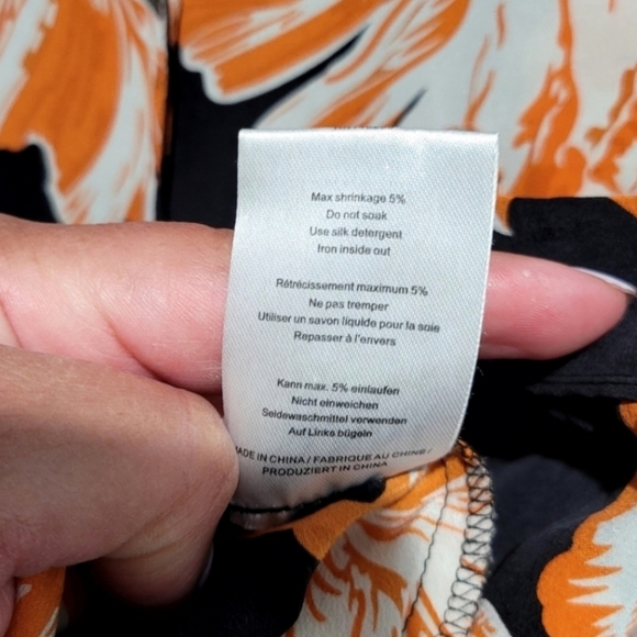 GANNI Geroux Floral Printed Silk Shirt - Picture 2 of 10